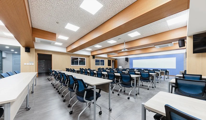 Employee Training Hall - Gypsonic© Zero Defect GRG acoustic ceilings ...